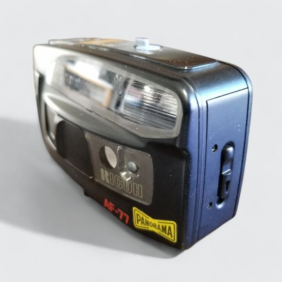 Ricoh AF-77 35mm Point And Shoot Camera With Panorama Option